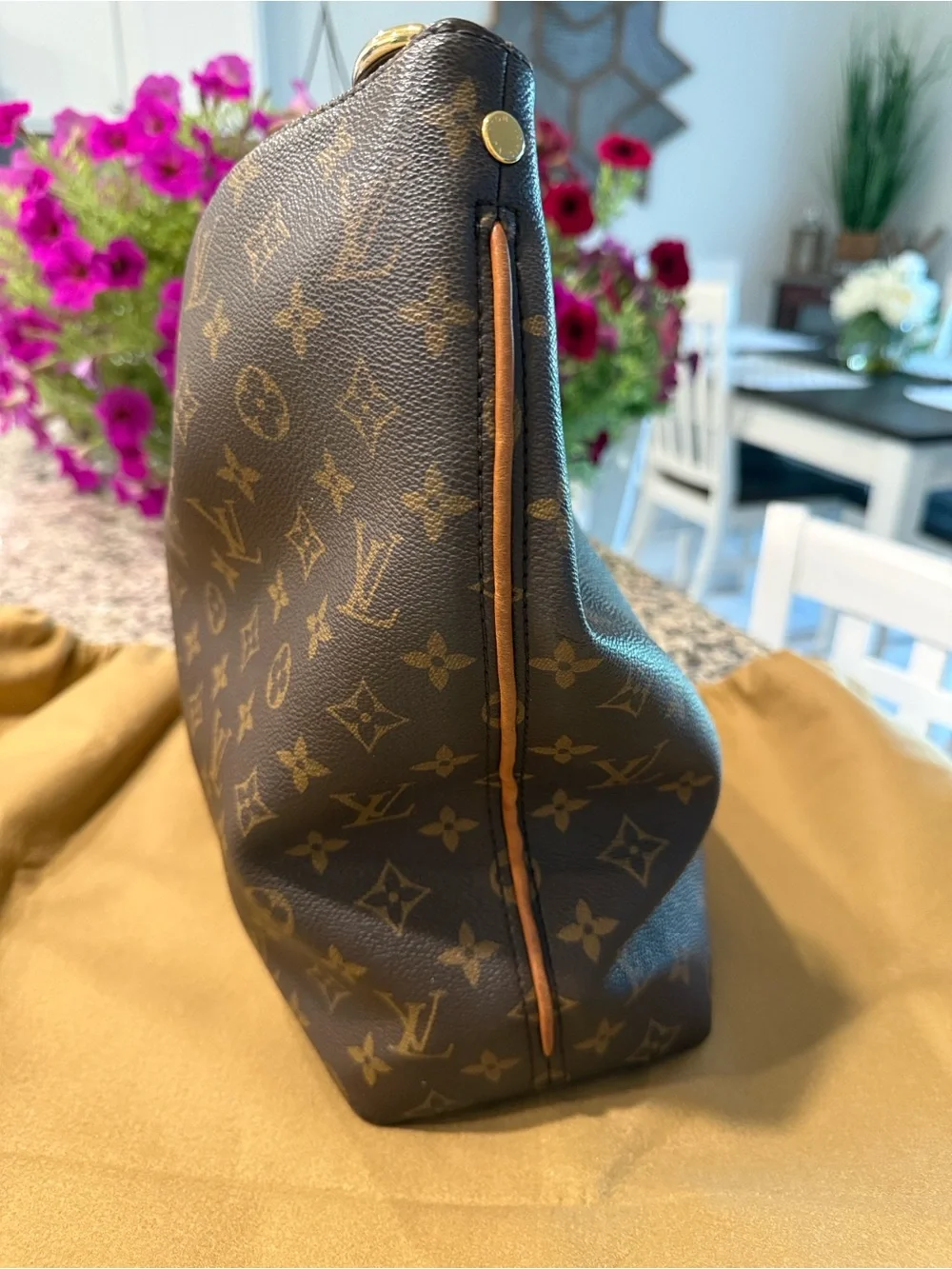 🌹Louis Vuitton Sully MM Monogram Canvas Hobo Bag
